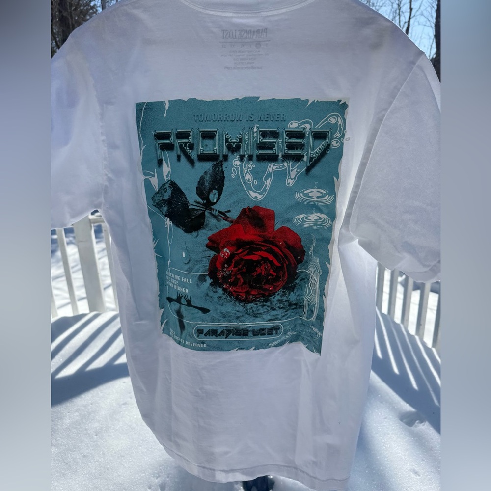 Paradise Lost Promised Rose Graphic Tee Medium White BNWOT Streetwear